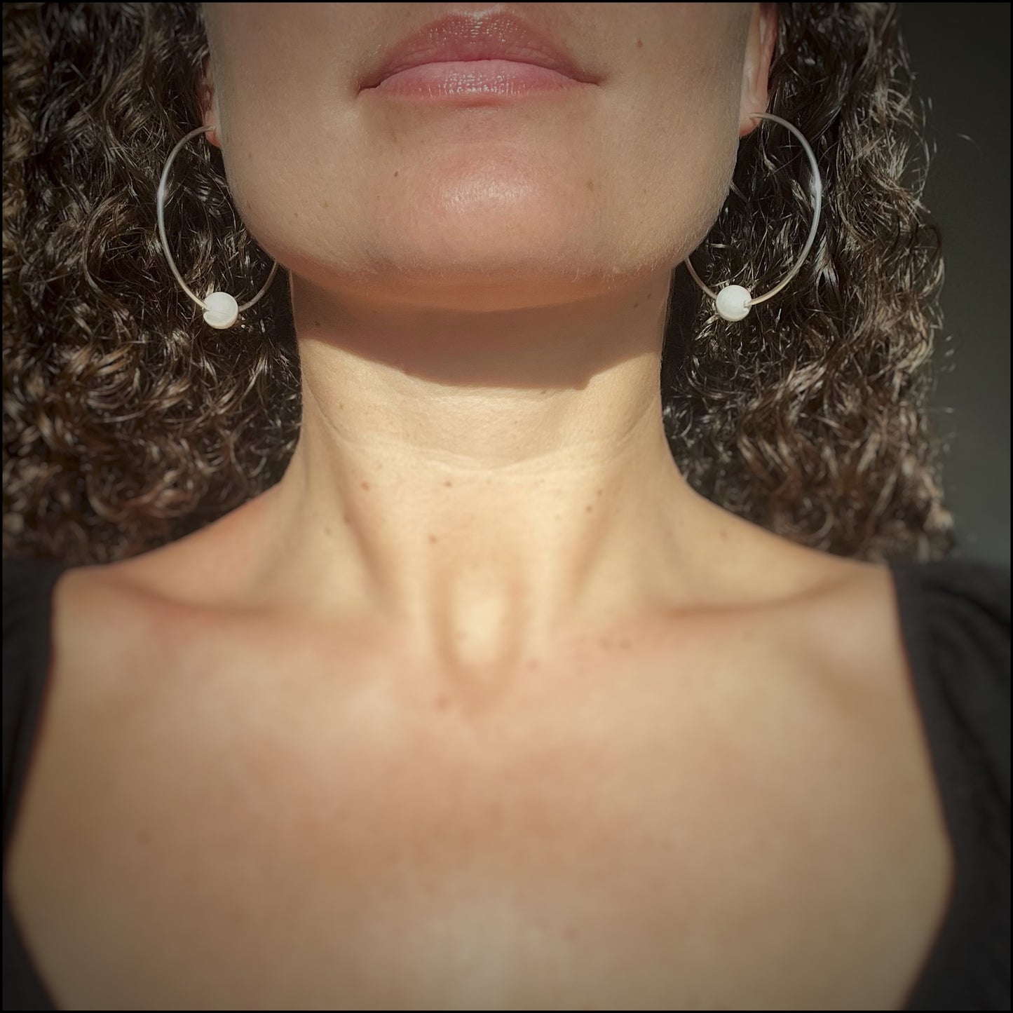 Elara (medium hoops)