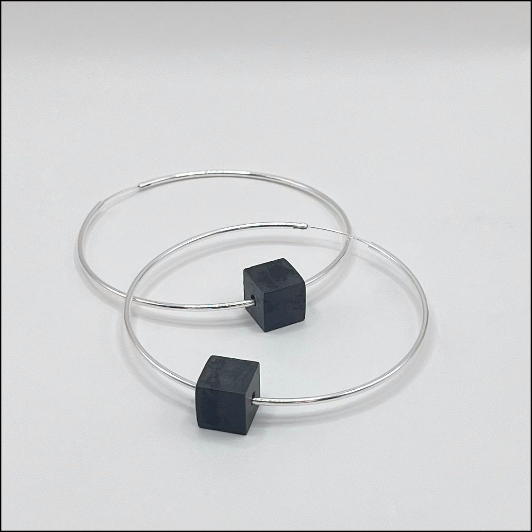 Carme (large hoops)